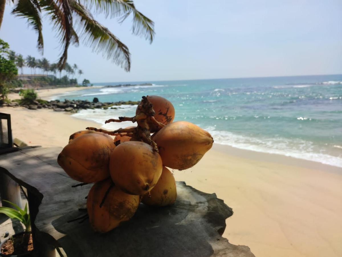 Fantasea Villa Unawatuna Exterior photo
